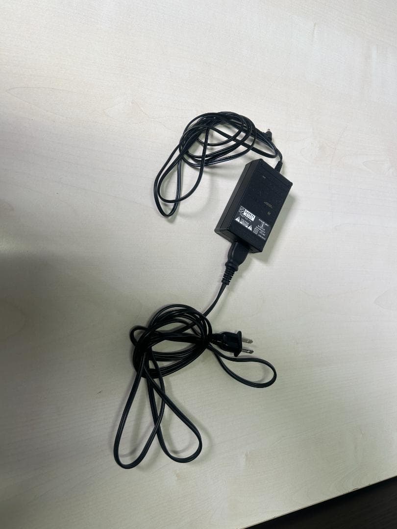 Canon XA25 業務用ビデオカメラ ハンドル,バッテリーチャージャー付き