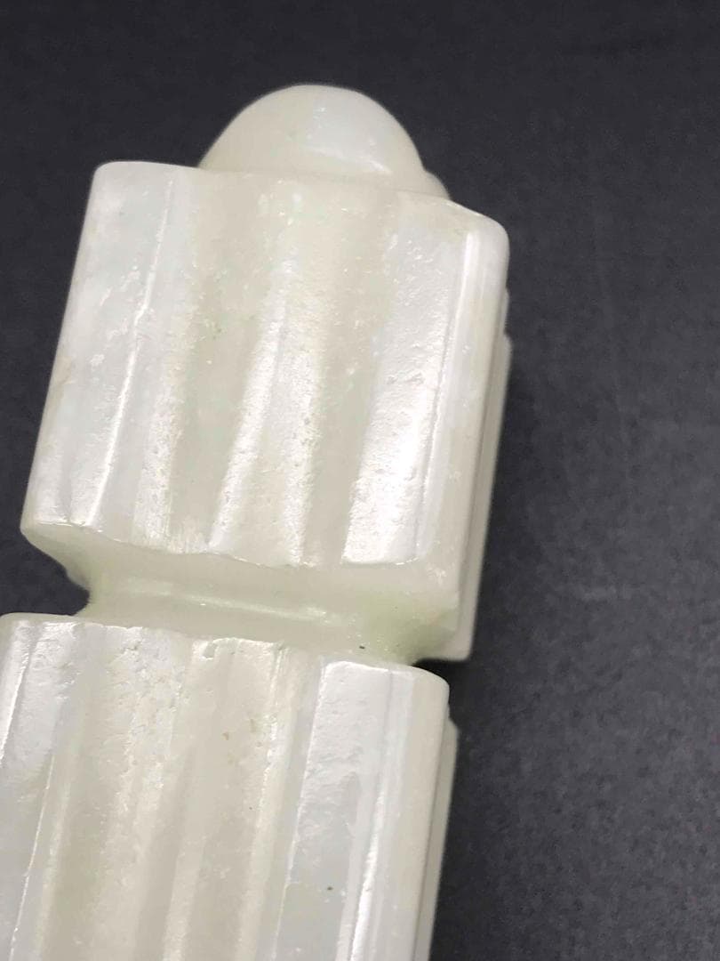 明時代 和田青玉 和田玉彫り 「地方」型玉佩一対 純和田玉 稀品(