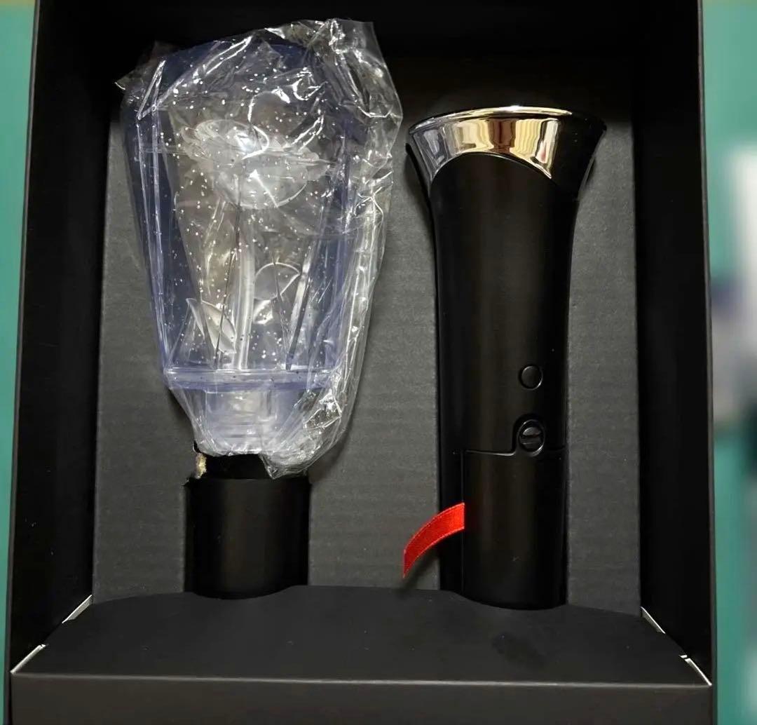 Ado 大進化！割とデカいかも？！キラキラペンライト よだか 銀テープ