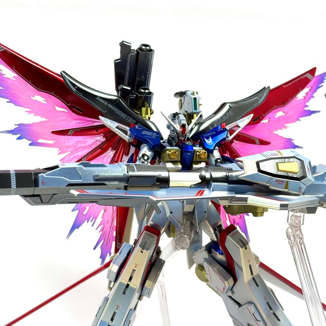 HG デスティニーガンダムSpecII & ゼウスシルエット　完成品　塗装済