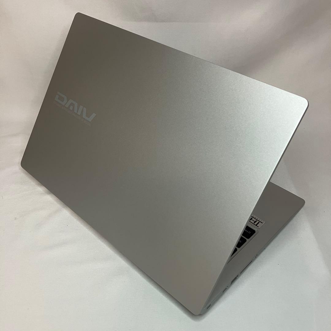美品 DAIV 4P 11世代 i7 32GB 512GB WUXGA オフィス 美品 DAIV 4P 11