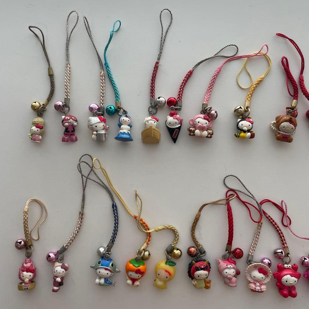 ご当地キティ　焼きそばコラボ　54個+9個セット