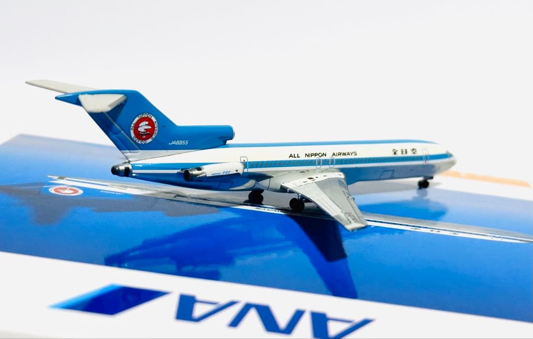 全日空商事 1/400 B727-200 ANAモヒカン NH40054 - メルカリ