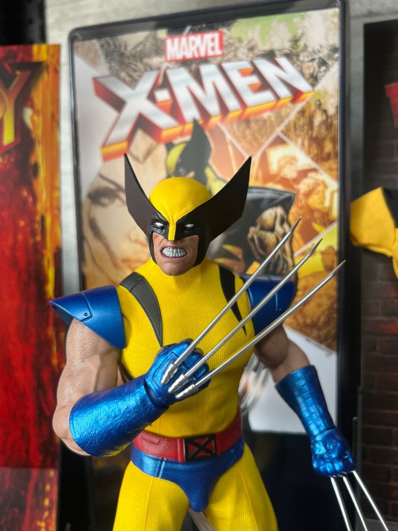 炎スタジオ　ウルヴァリン HOTTOYS 1/6