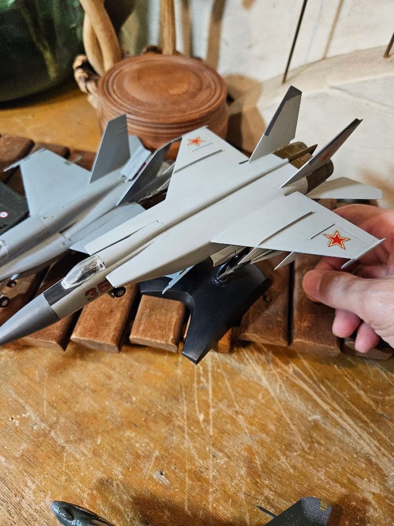 模型 プラモデル 飛行機 戦闘機 ハリアー ホーネット ダッソー