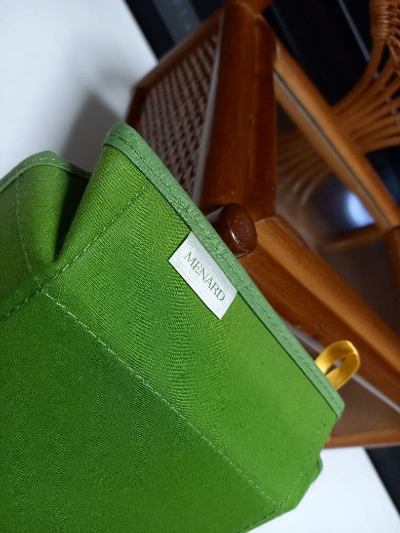 非売品　メナード　ノベルティ　ラタン　ガラス　ディスプレイ　ケース　美品