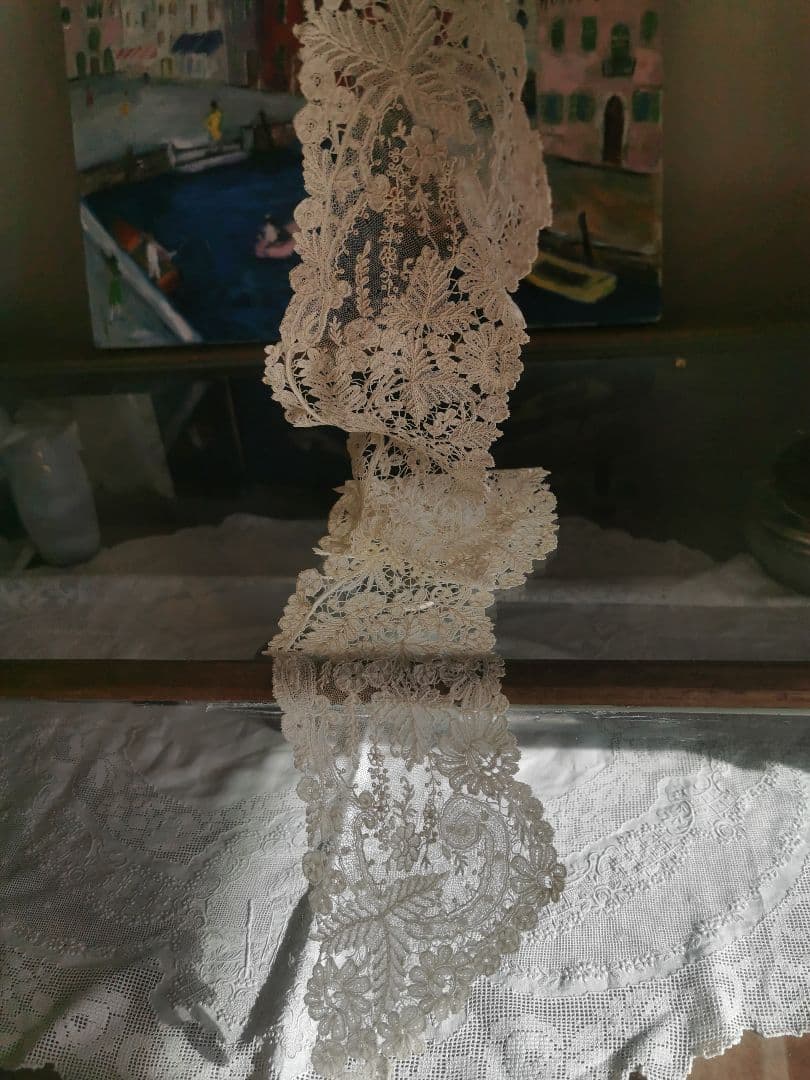 アンティークブリュッセル デュセス＆ポワンドガーズレース付け襟