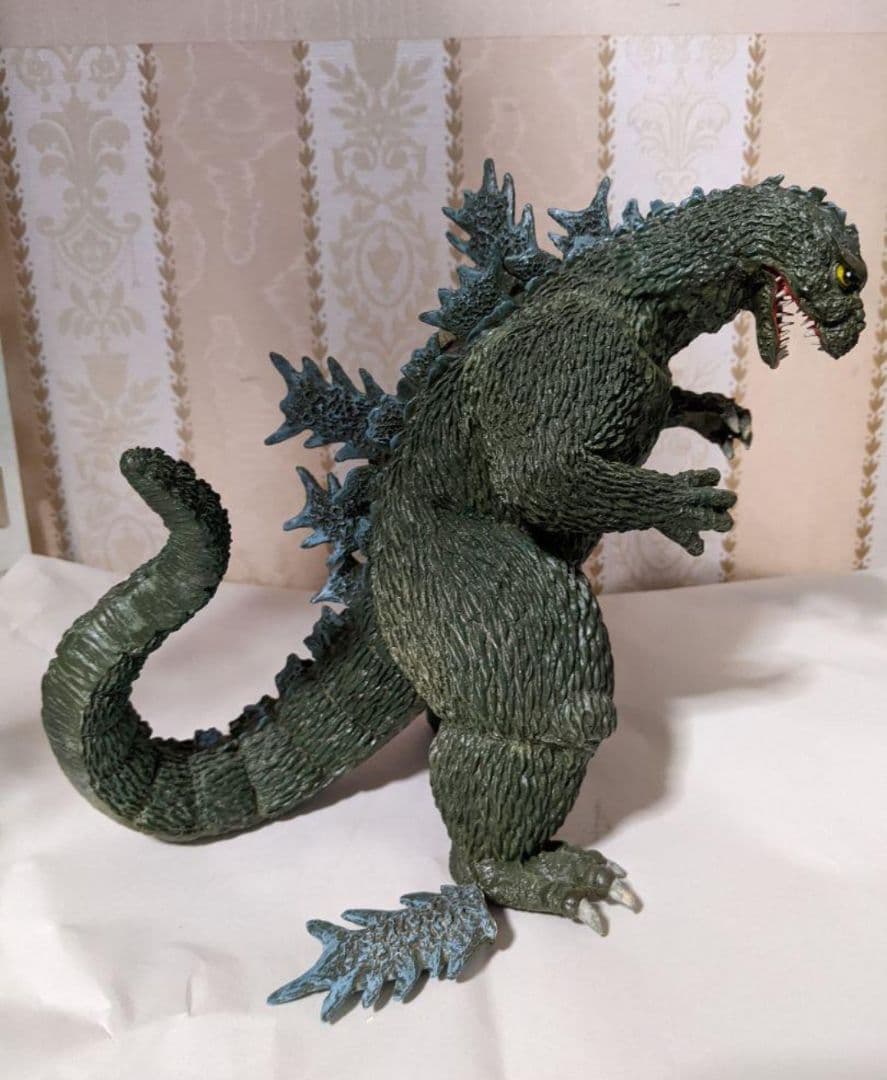 超貴重！エクスプラス 東宝30cmシリーズ「ゴジラ2000ミレニアム」限定