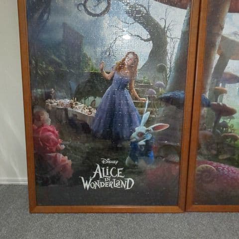ディズニー映画アリスインワンダーランドパズル3部作完成品