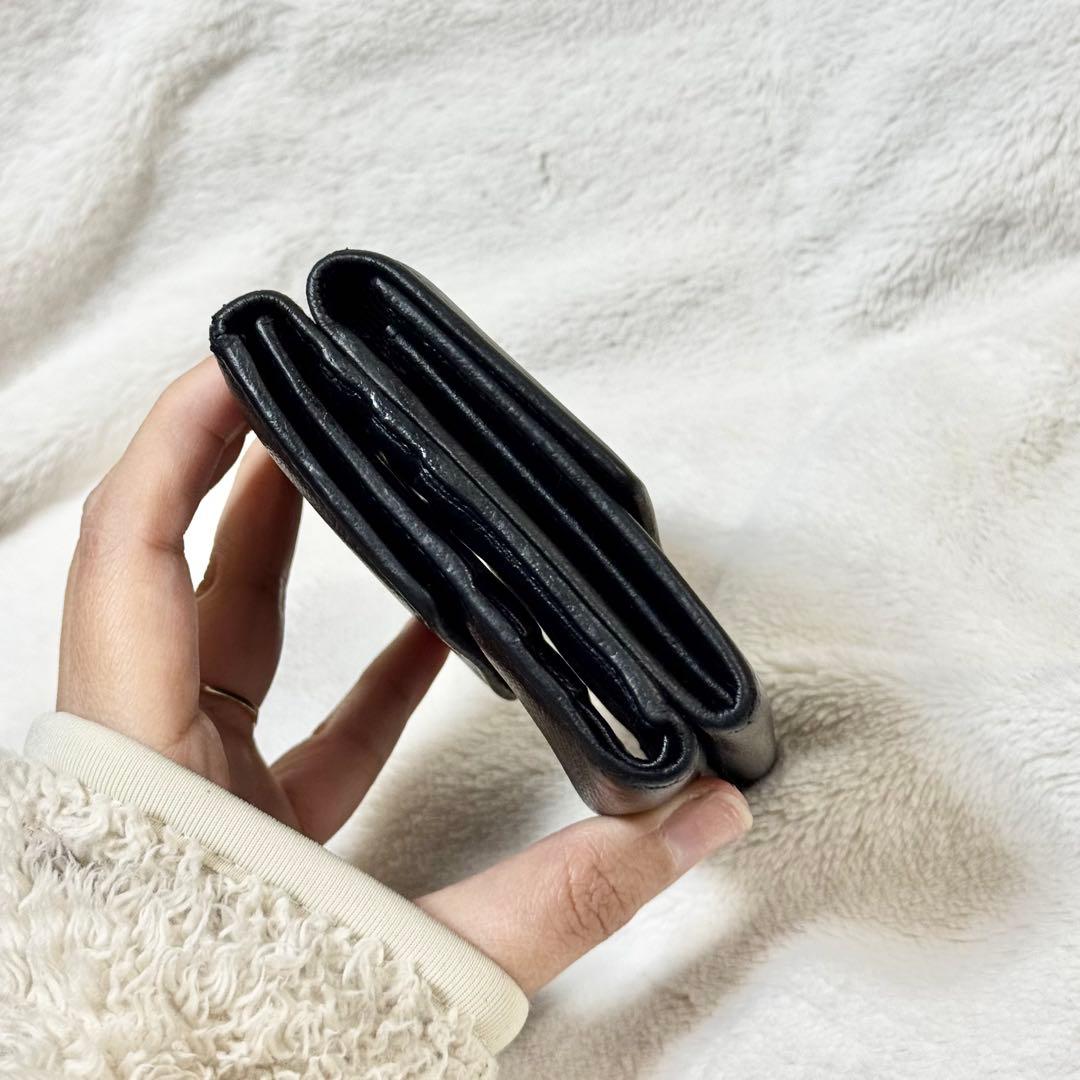 シャネル　CHANEL 三つ折り財布　ココマーク　ブラック　ゴールド金具