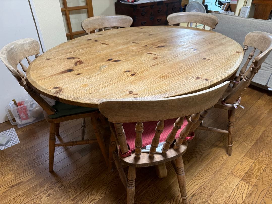 英国製パイン材ダイニングテーブル