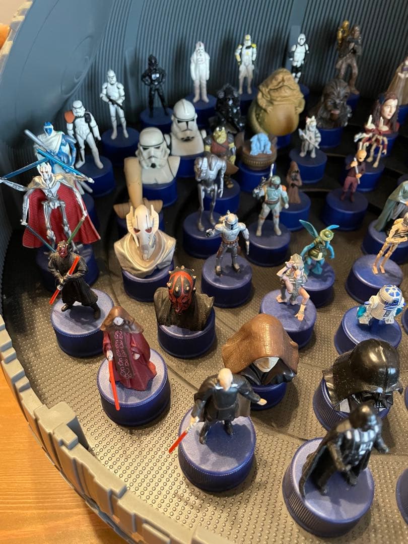 専用スターウォーズ　ボトルキャップコレクションステージ