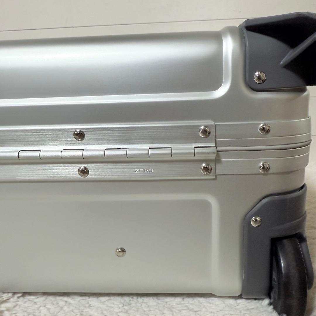 ⭐️未使用級⭐️　ゼロハリバートン　3.0TR　No.94304　キャリーケース