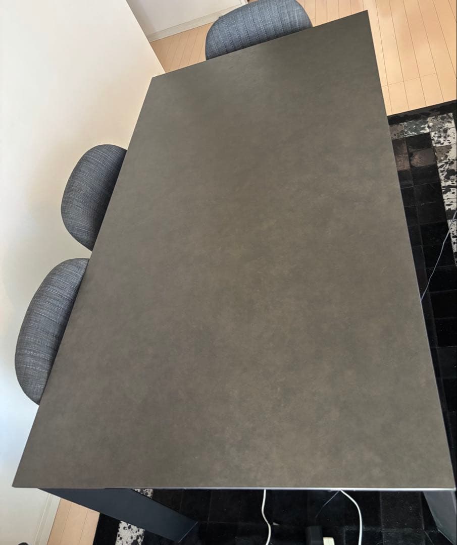 リビングハウス　ダイニングテーブル