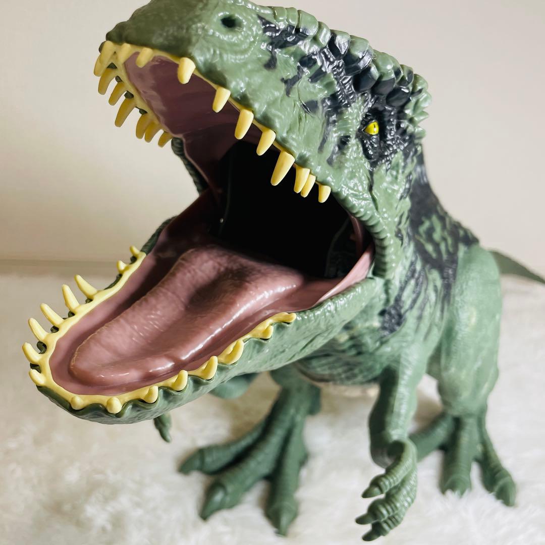 【極美品】ジュラシックワールド ギガノトサウルス GWD68 全長99cm