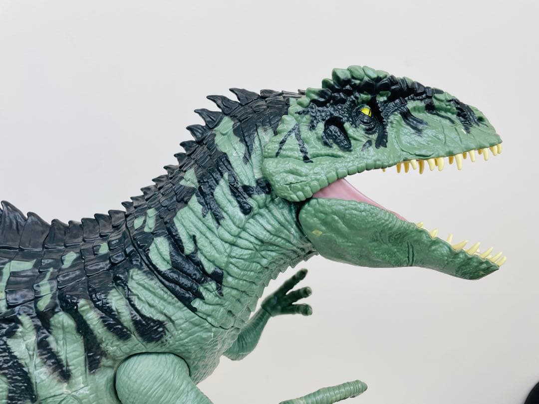 極美品】ジュラシックワールド ギガノトサウルス GWD68 全長99cm