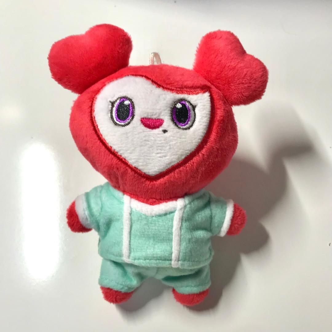 TWICE ラブリー チェヨン チェンブリー - メルカリ