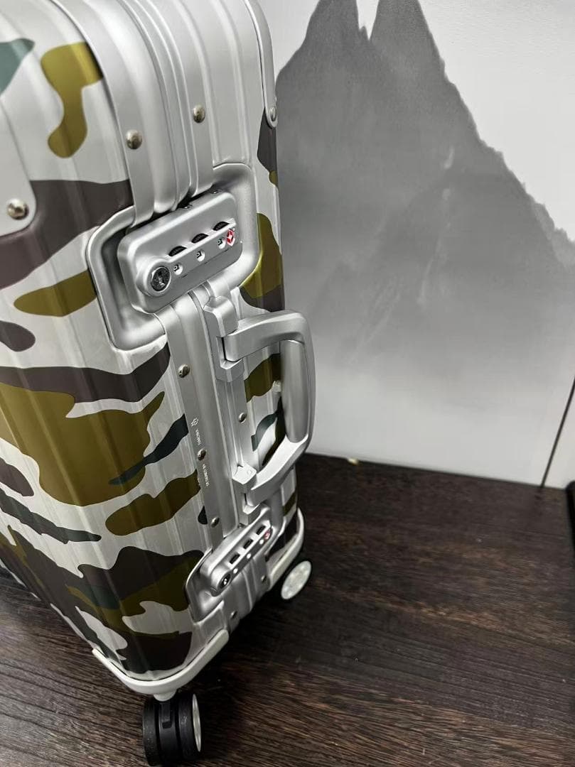 New Arrival innovator公式オンライン先行販売！ アルミスーツケース