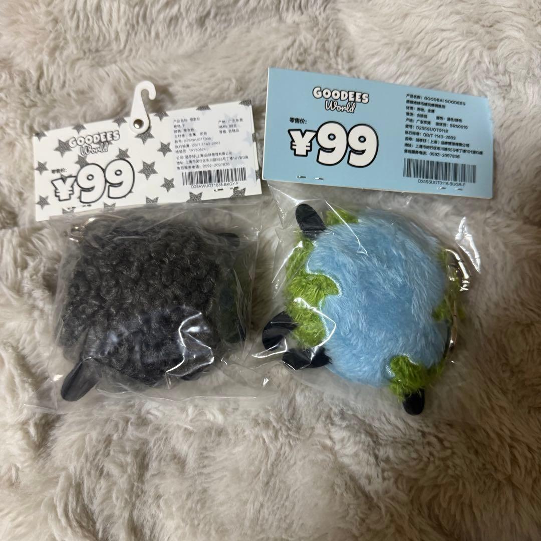 GOODEES world キーチェーン - メルカリ