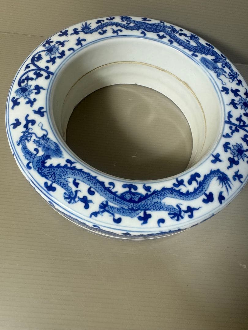 2430 骨董　染付青花　龍文　蓋物　置物　時代物