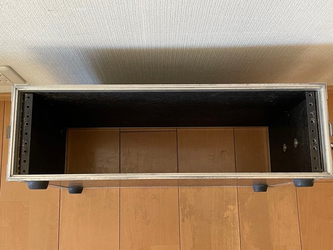 armor アルモア FRP製　機材用ケース