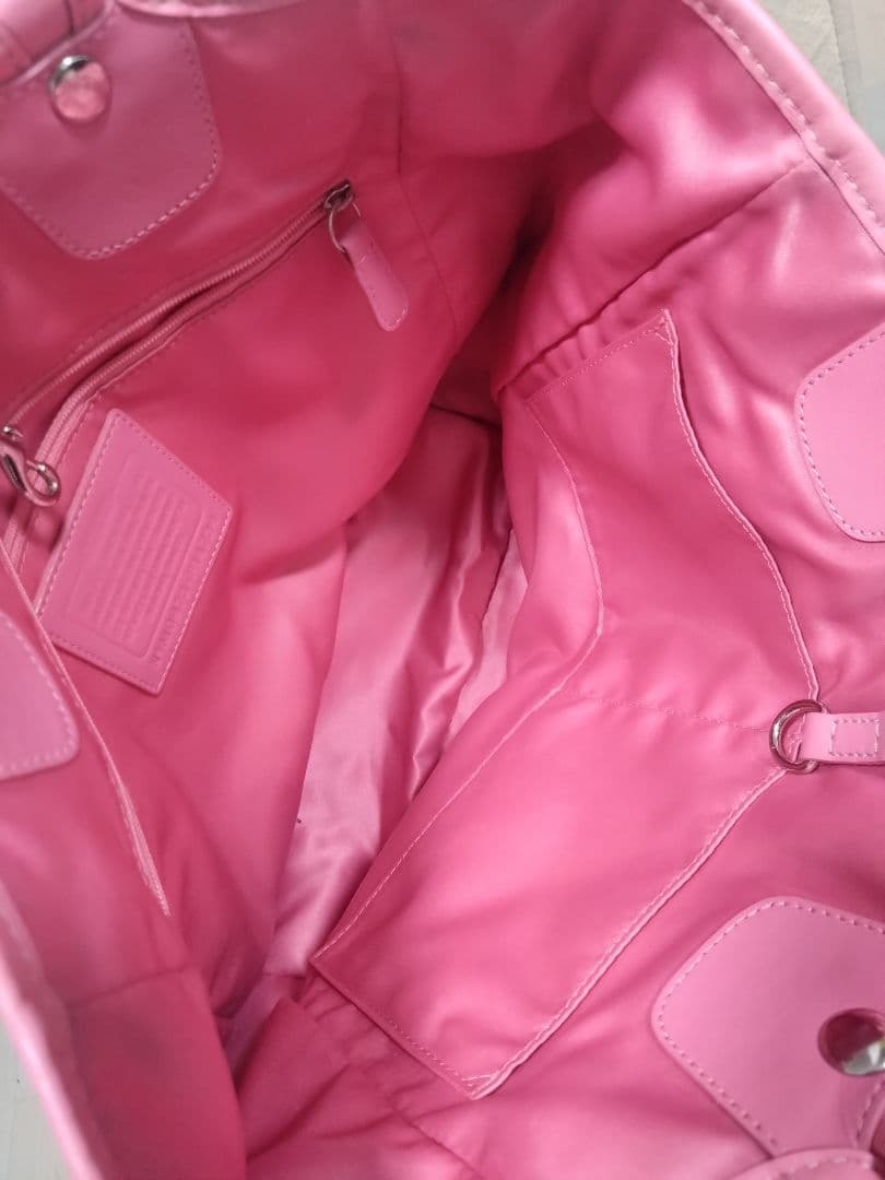 COACH コーチ　バッグ　シグネクチャー　フラワーアップリケ　F14724