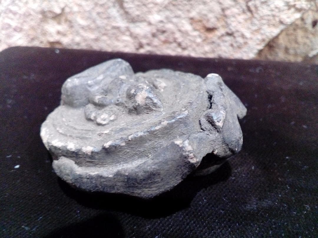 古い！チベットマハカーラツァツァorタイ国プラクルアン御守手練り粘土