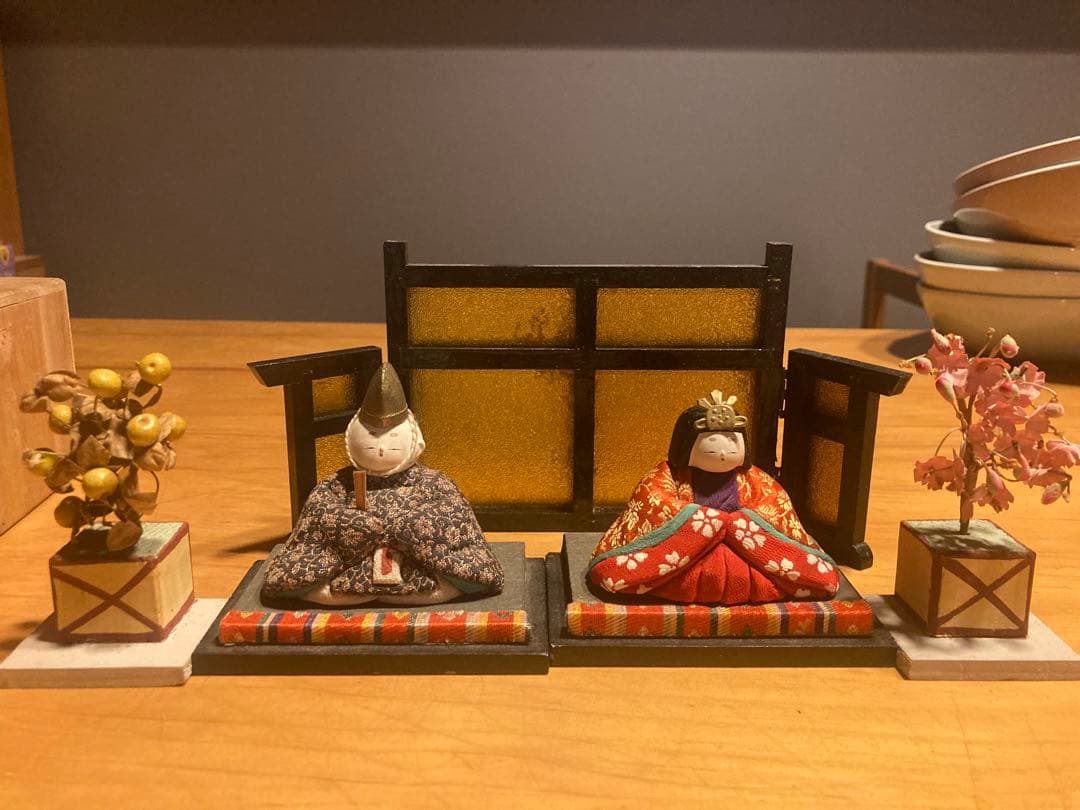 アンティーク小さい木目込み雛人形