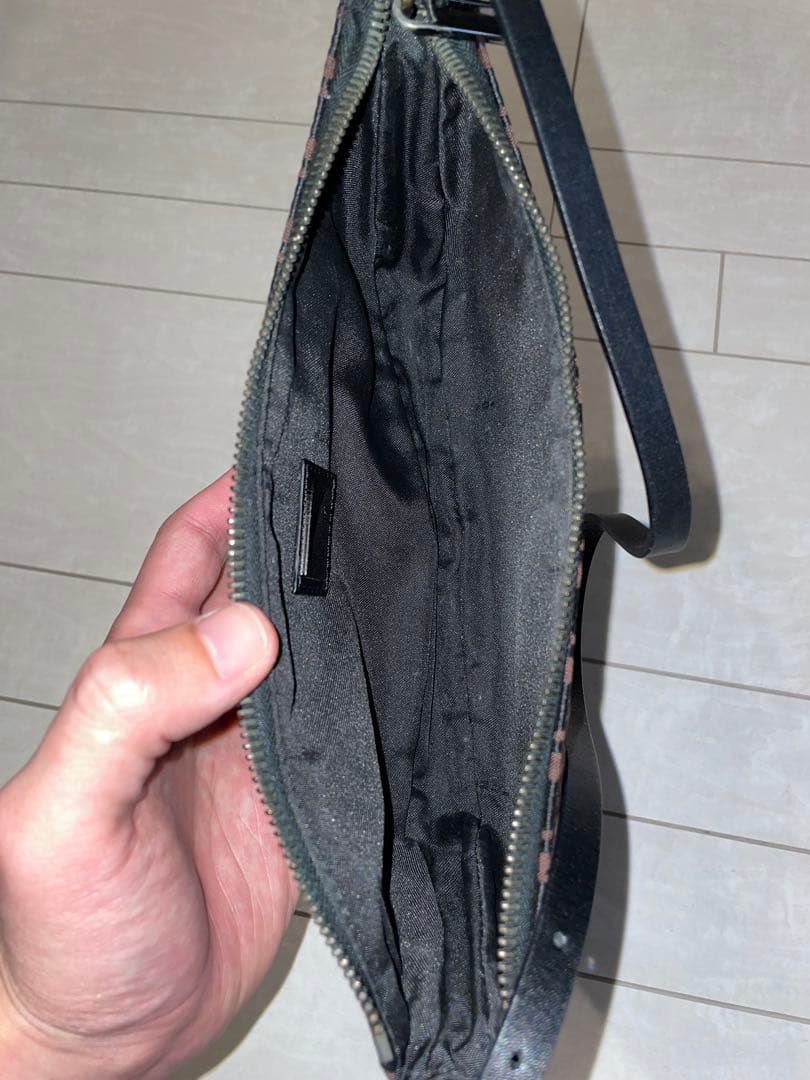 FENDI ズッカ アクセサリーポーチ