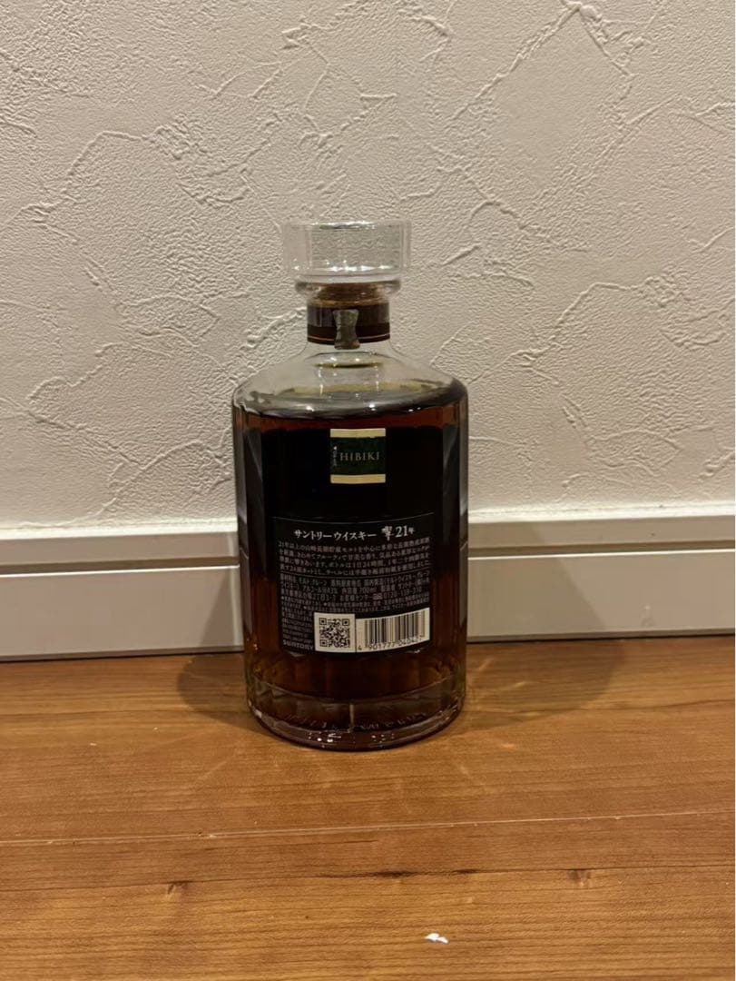 新品 サントリー 響 21年 700ml 43% 本物 箱なし サントリー 響 WHISKY