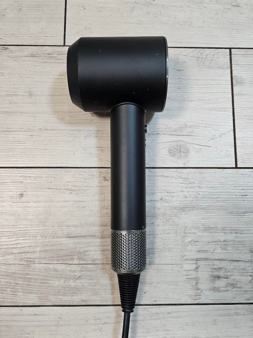 数量限定価格！　ダイソン　メンテナンス済　dyson hd08　ブラック　保証付