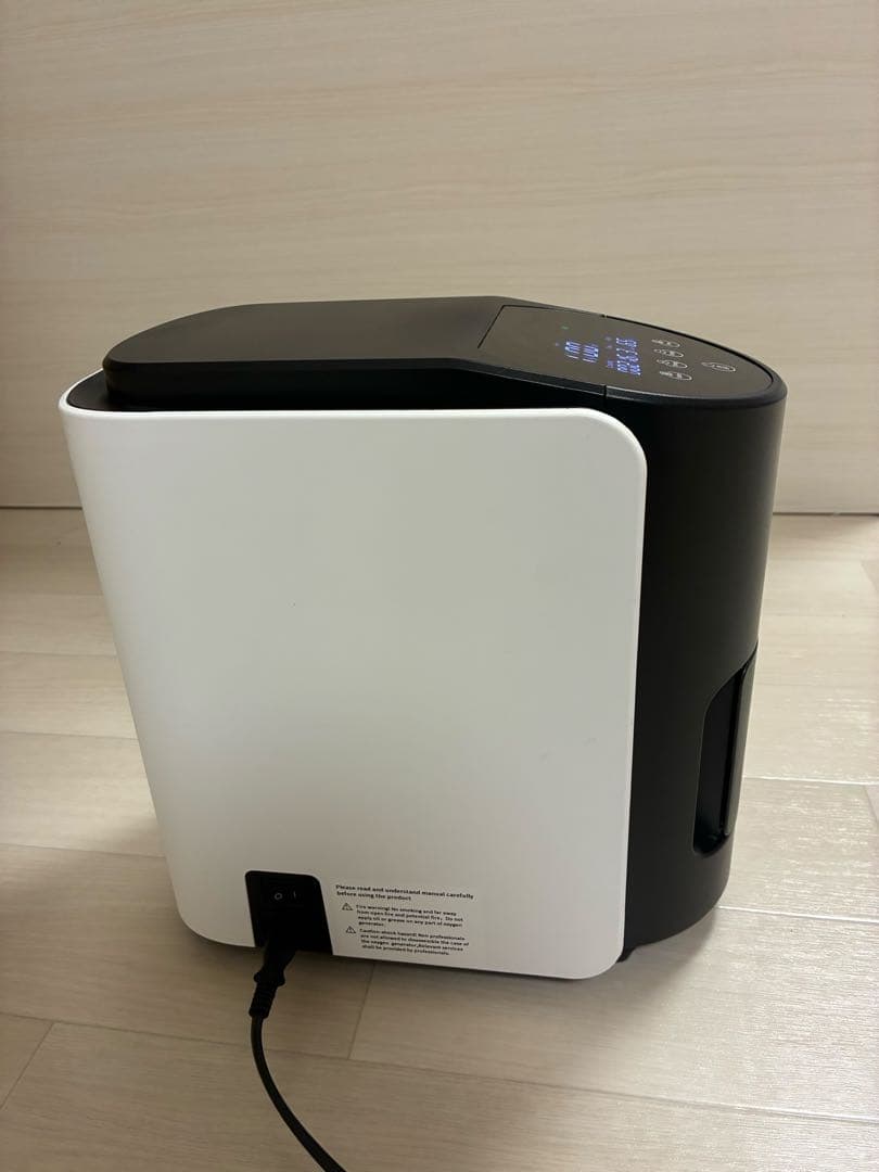 MEDRIS 家庭用酸素発生器 JY-102W 使用時間216h - メルカリ