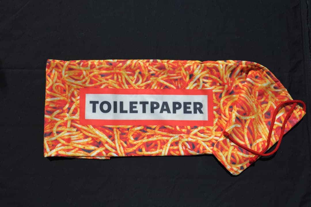 Toilet pepar skeate board 限定