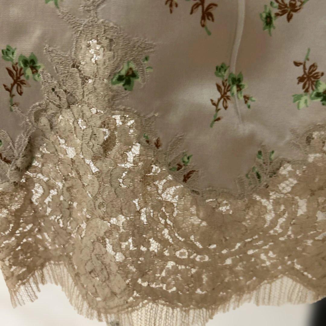 新品未使用　Louis Vuitton 花柄タイトスカート　36サイズ