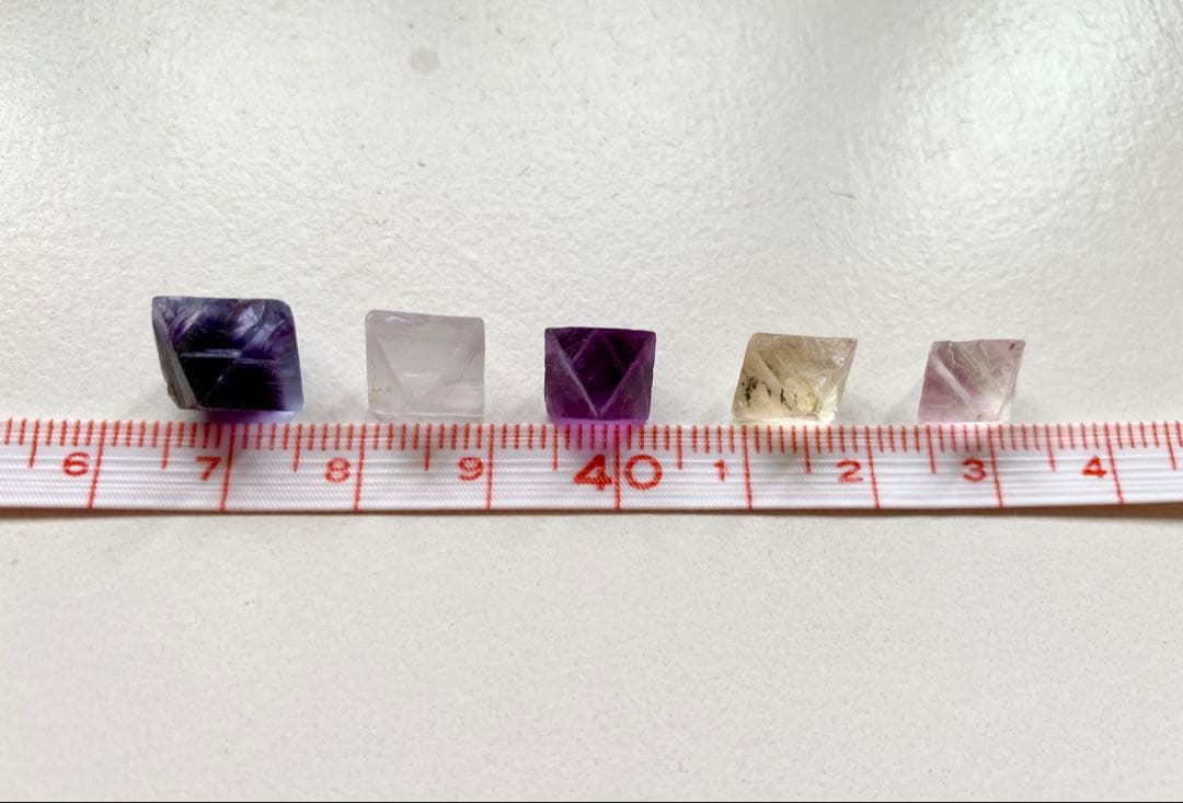 八面体フローライト ビンガム産 イリノイ産 8個セット 蛍石 鉱物標本