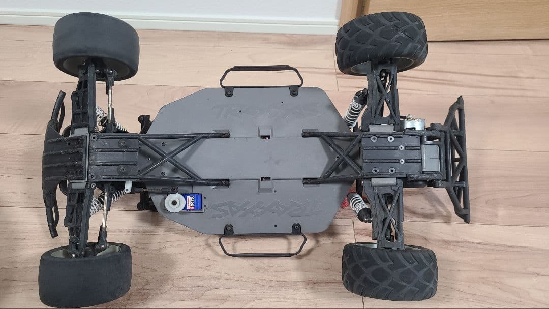 トラクサススラッシュ2WD(タミヤ、京商、ヨコモ、アルマ、Axial、アソシ)