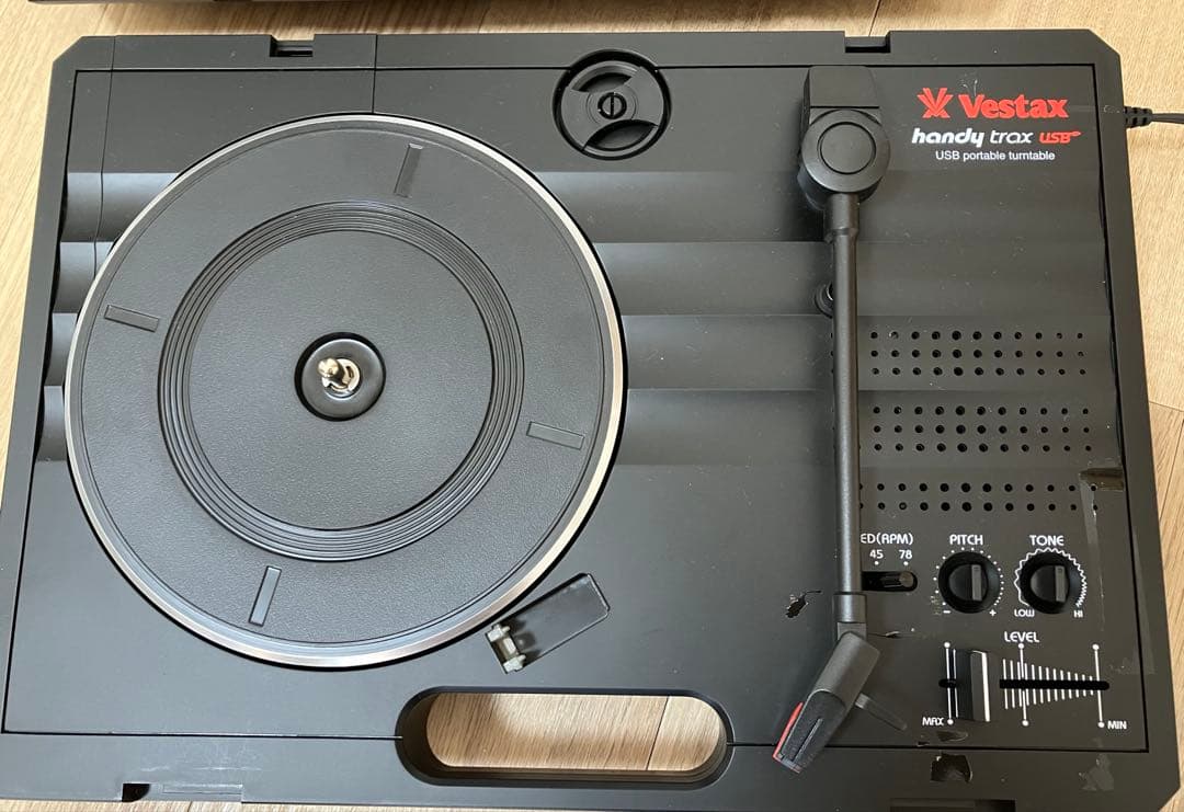 Vestax handy trax USB ポータブルターンテーブル - メルカリ