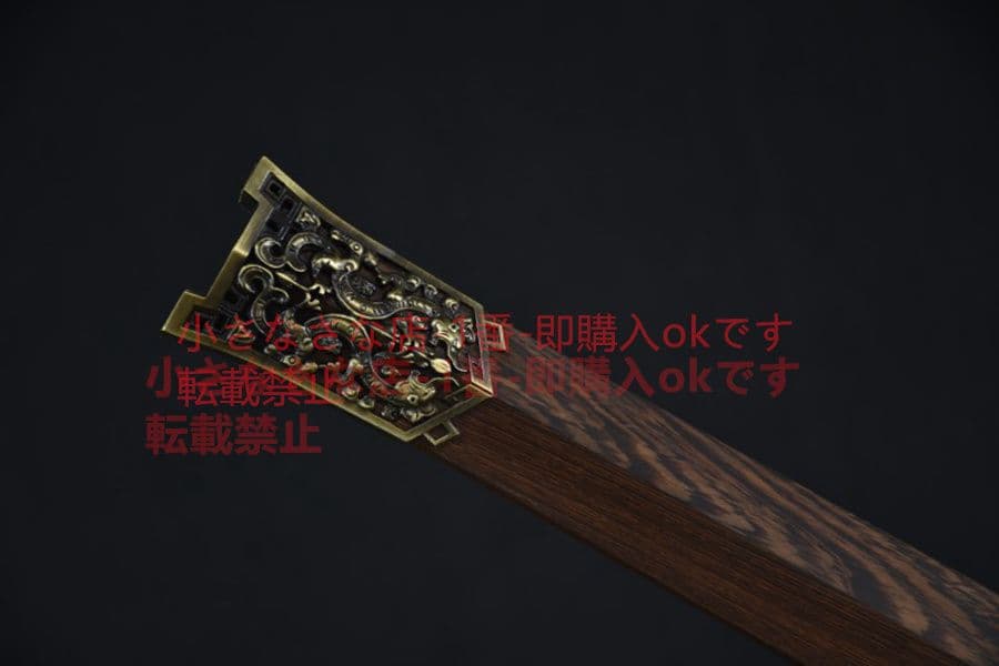 ぐるぐる回る 古兵器   武具　刀装具　日本刀　模造刀   居合刀