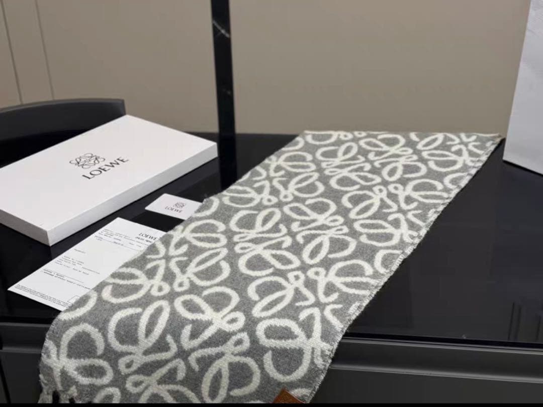 LOEWE ロエベ アナグラム マフラー グレー 180×30cm フリンジ付き