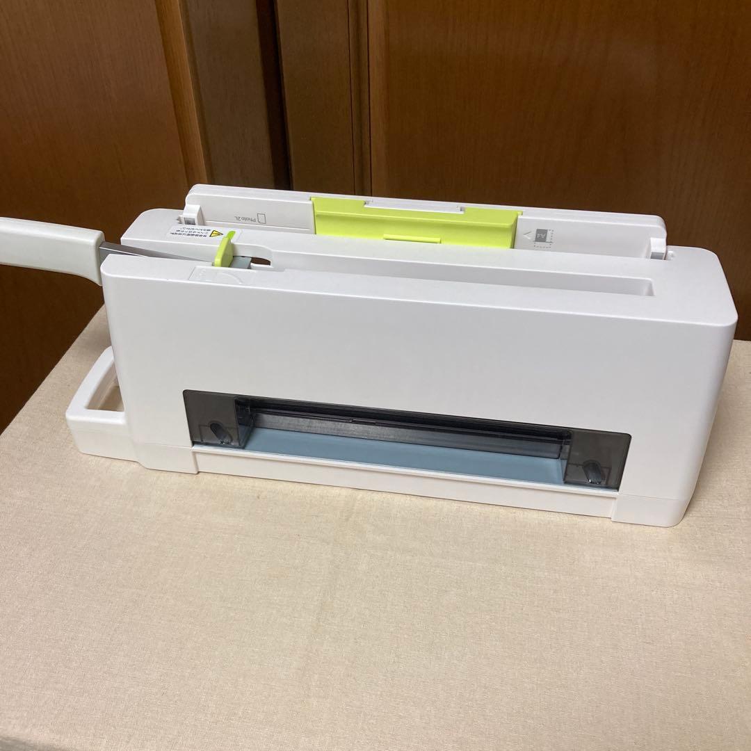 プラス コンパクト裁断機 PLUS PK-213