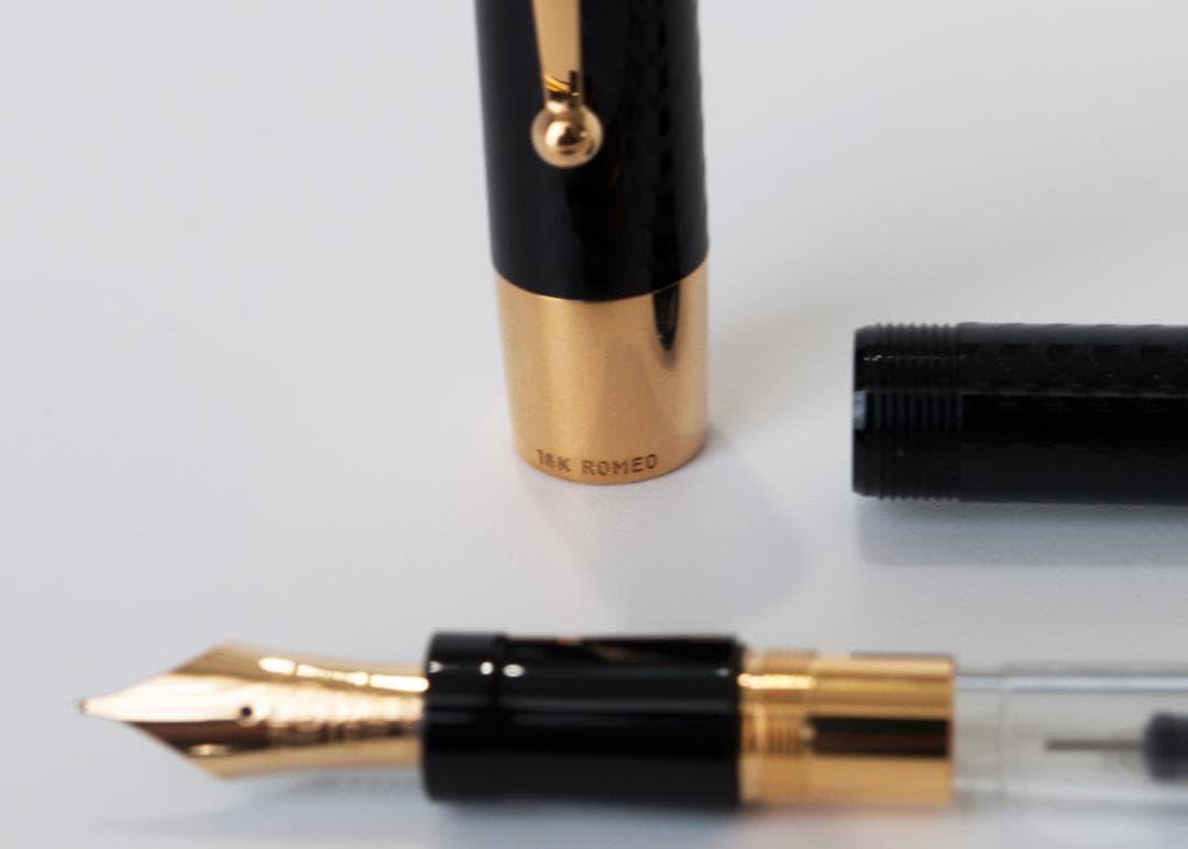 銀座 伊東屋 100周年 Romeo 万年筆 M 新品 - メルカリ