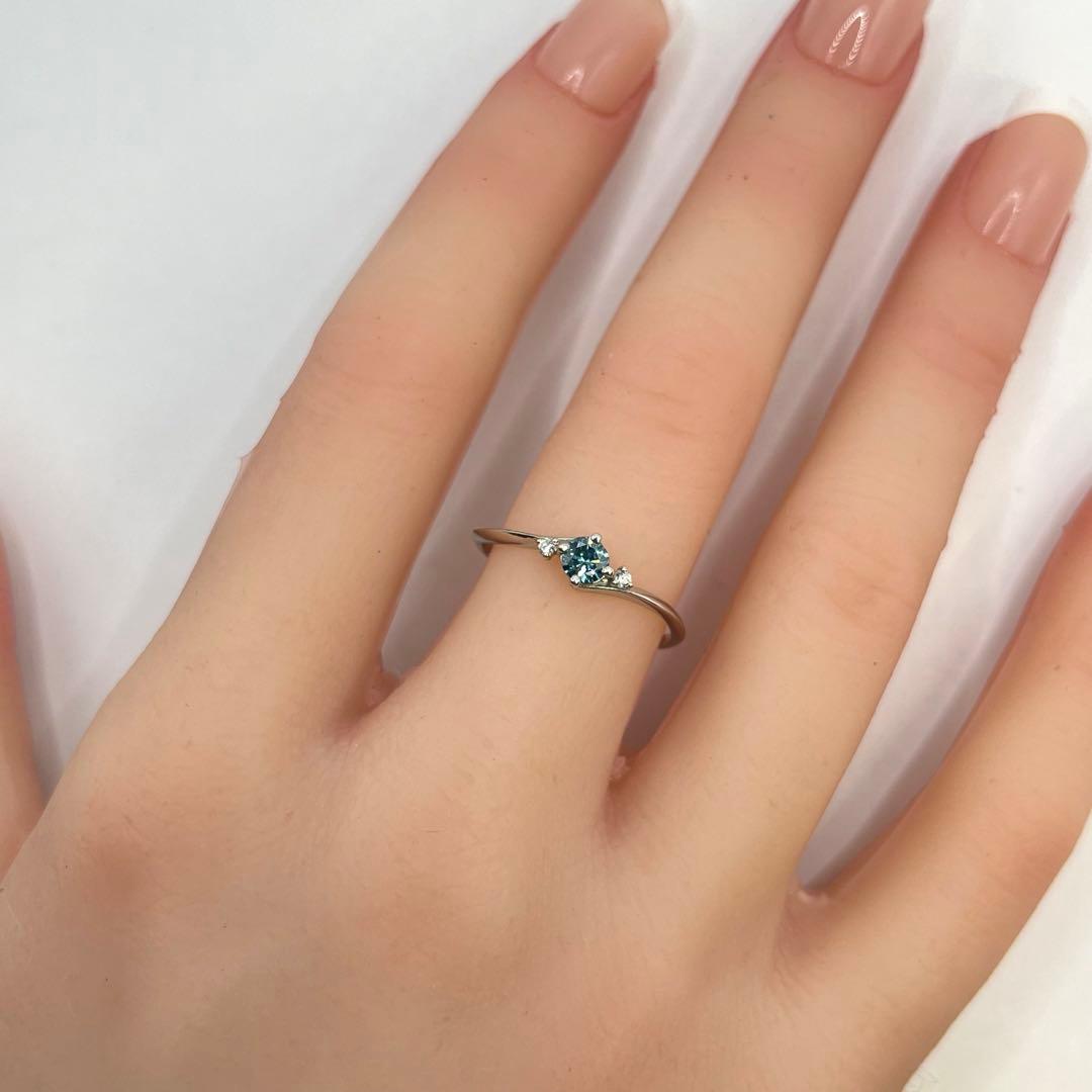 ハル年末年始特別価格185.ブルーダイヤモンド ダイヤモンド pt リング