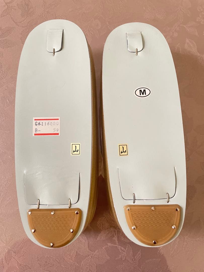 新品未使用 箱あり 東京小川胡蝶 成人式草履バッグM ゴールド