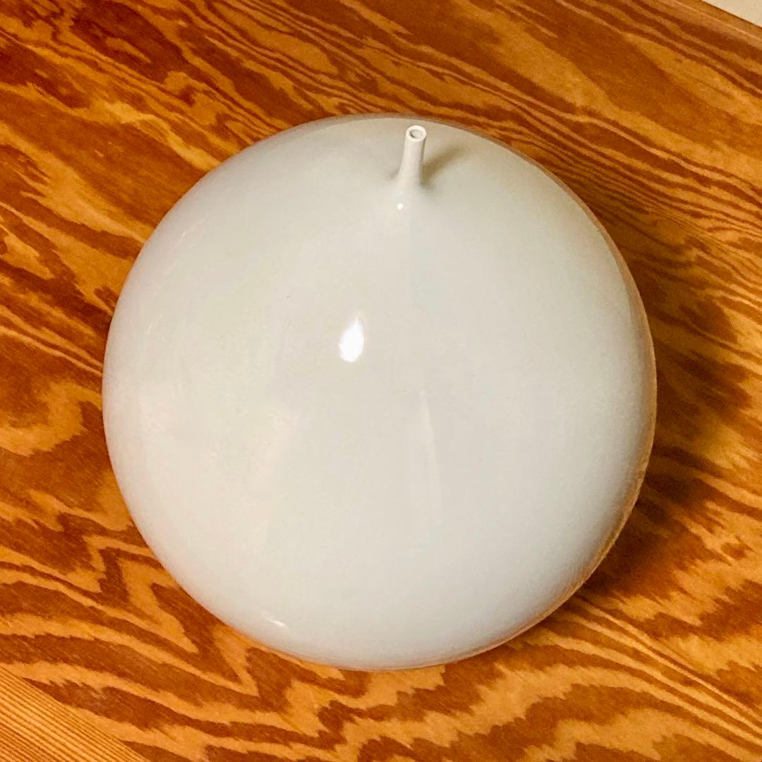 砥部焼 八瑞窯 白磁細口飾瓶 ／ 飾り壺 置物 - メルカリ