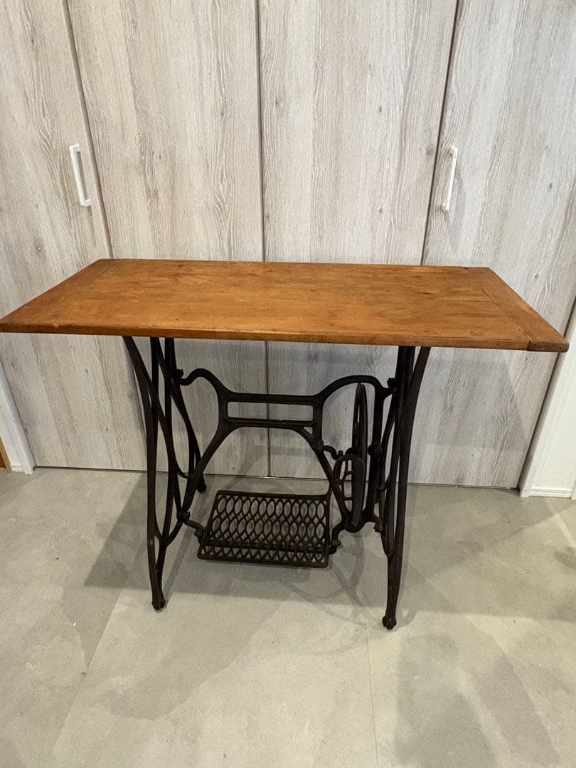 ビンテージアイアン脚テーブル アイアン脚 ヴィンテージローテーブル