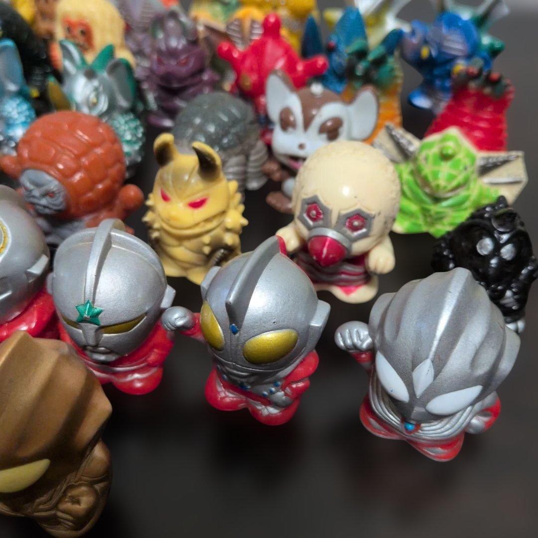 ウルトラマン 怪獣指人形まとめ売り（62体セット） - メルカリ