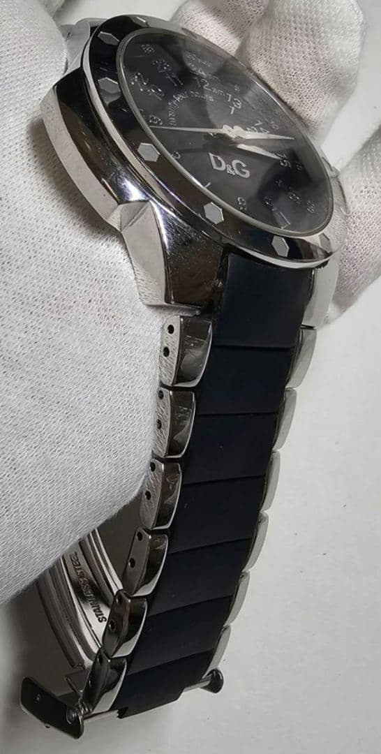 G*n様 D&G　ドルチェ&ガッバーナ　ブラック　アナログ腕時計　24時間表示