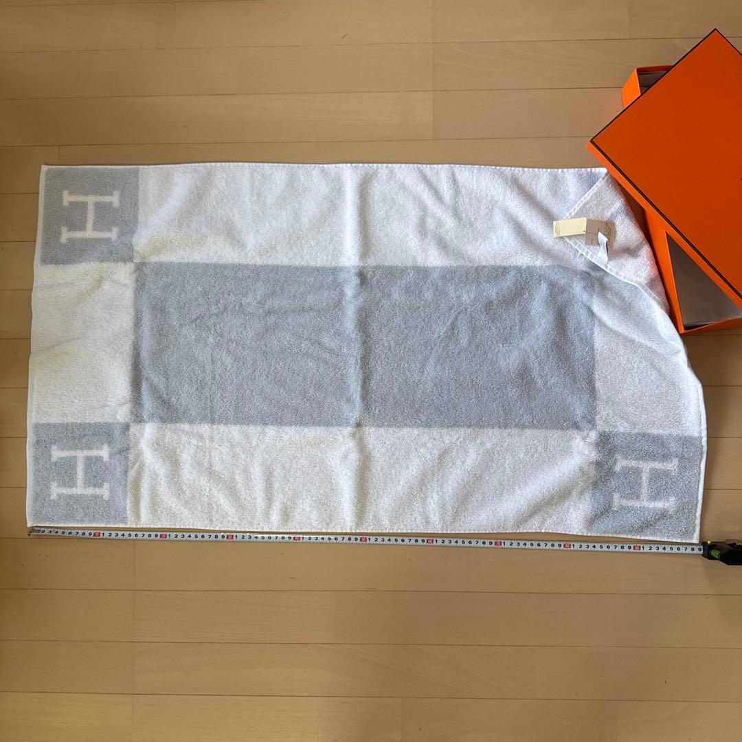 HERMES バスタオル グレー ホワイト