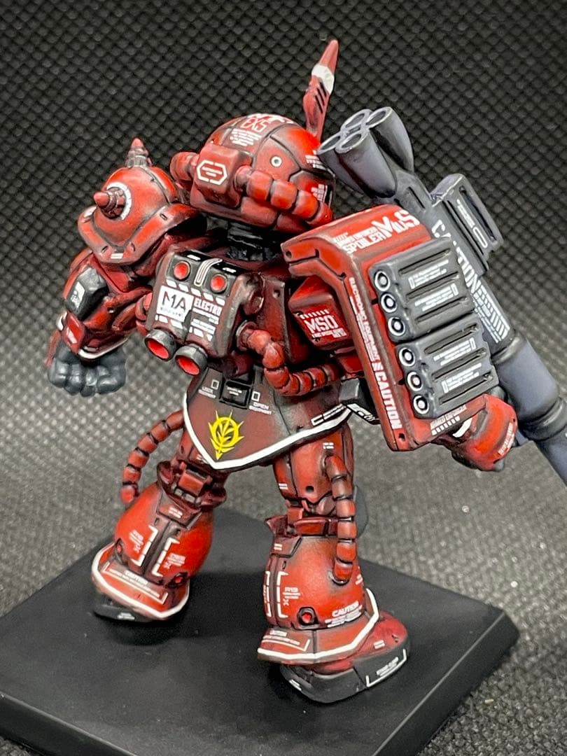 【送料無料】ガンダムコンバージ シャア専用ザクII オリジン版 リペイント