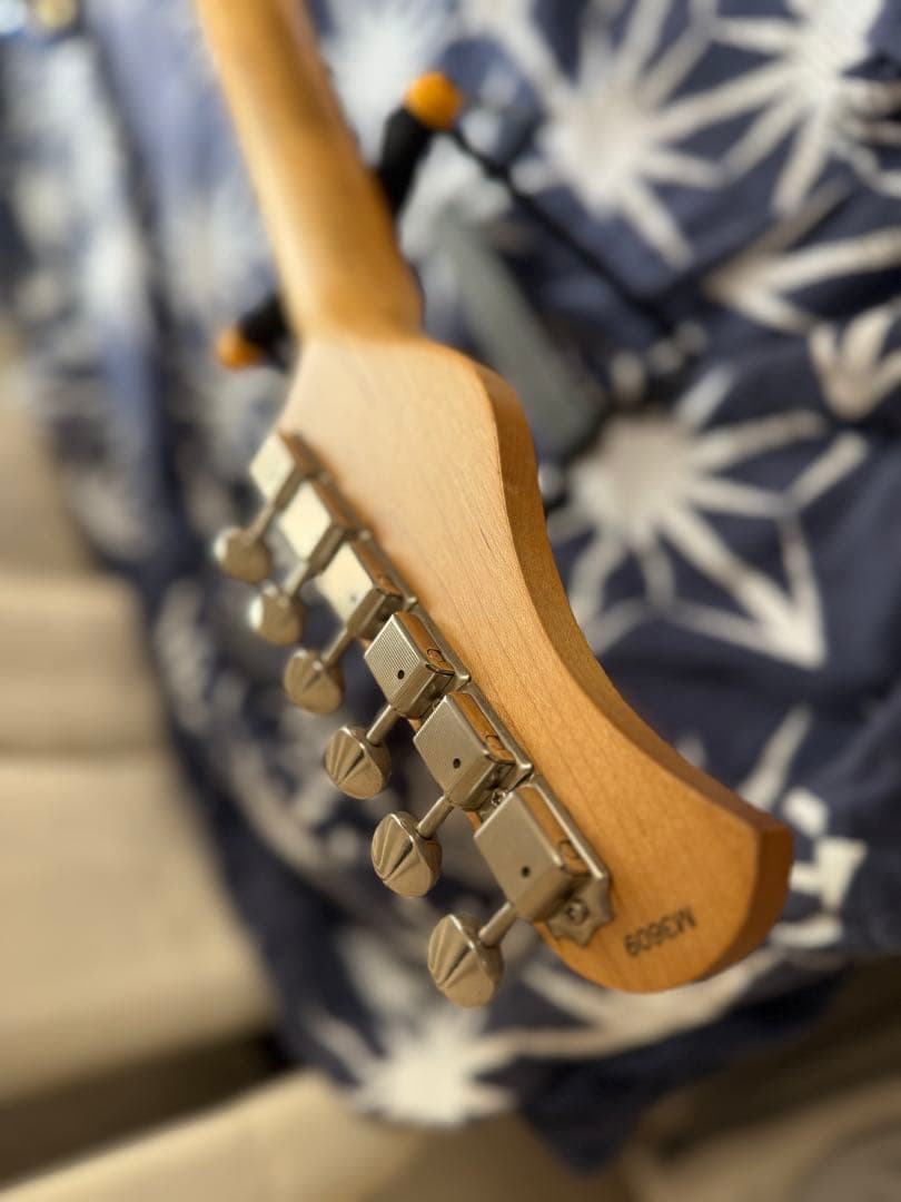 【日本製】sadowsky metroline R1 Classic【弦交換】